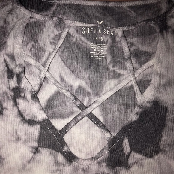 Tye dye shirt with opening on top - Picture 2 of 2